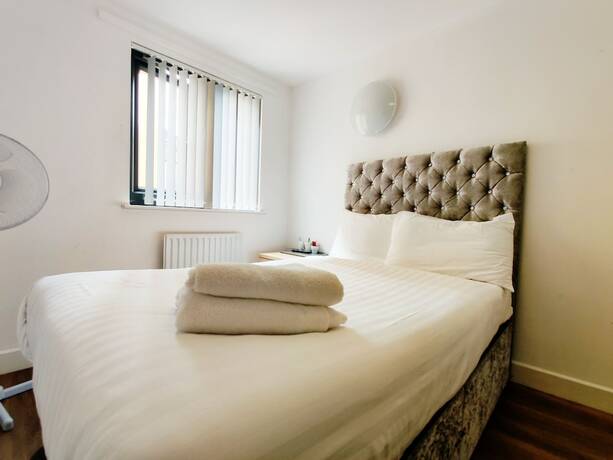 Imagen de la habitación del Hotel Accommodation Bradford. Foto 13