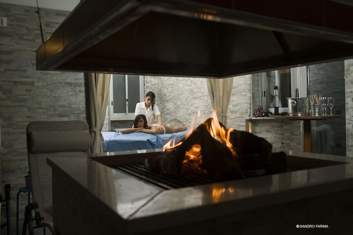 Imagen de la piscina del Hotel Accord Le Rose. Foto 19