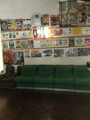 Imagen general del Hotel Accoustix Backpackers Lodge. Foto 11