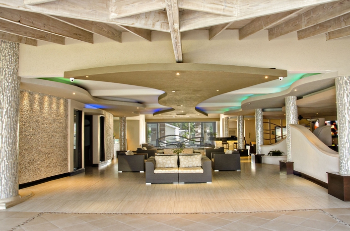 Imagen de los interiores del Hotel Accra Beach and Spa. Foto 7