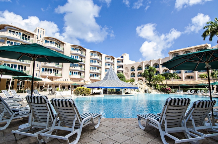 Imagen de la piscina del Hotel Accra Beach and Spa. Foto 11