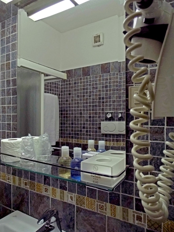 Imagen de la habitación del Hotel Accursio. Foto 6