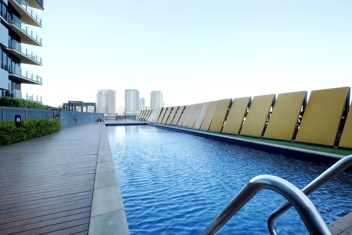 Imagen de la piscina del Hotel Acd Apartments. Foto 13