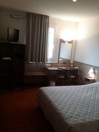 Imagen de la habitación del Hotel Ace Brive-la-gaillarde. Foto 4