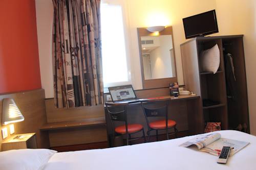 Imagen de la habitación del Hotel Ace Châteauroux. Foto 7