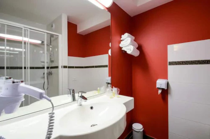Imagen de la habitación del Hotel Ace Hôtel Annecy. Foto 11