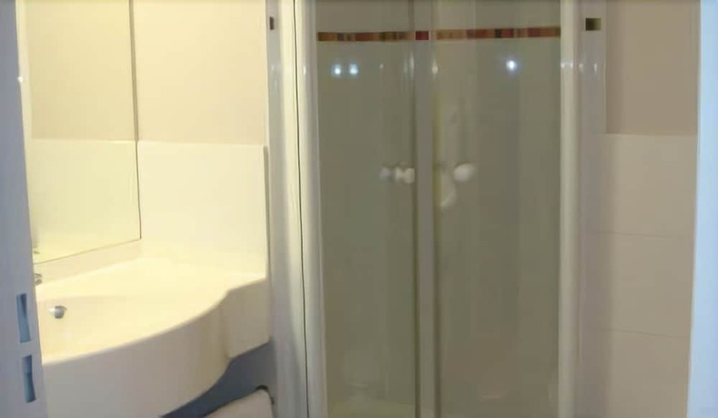 Imagen de la habitación del Hotel Ace Hôtel Bourges. Foto 15