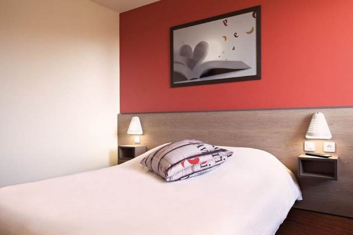 Imagen de la habitación del Hotel Ace Hôtel Troyes. Foto 4