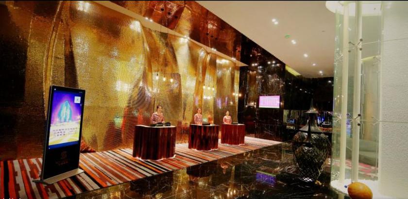 Imagen de los interiores del Hotel Ace International Hotel. Foto 10