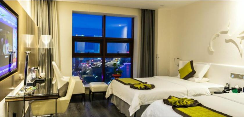 Imagen de la habitación del Hotel Ace International Hotel. Foto 4