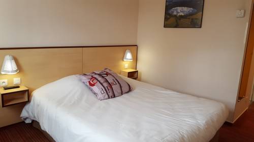 Imagen de la habitación del Hotel Ace Issoire. Foto 6