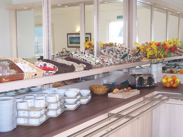 Imagen del bar/restaurante del Hotel Ace Noyelles Godault. Foto 2