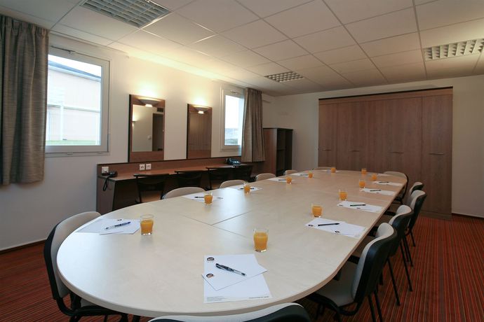 Imagen de los interiores del Hotel Ace Noyelles Godault. Foto 6