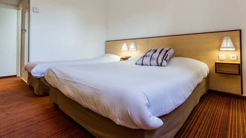 Imagen de la habitación del Hotel Ace Riom. Foto 3