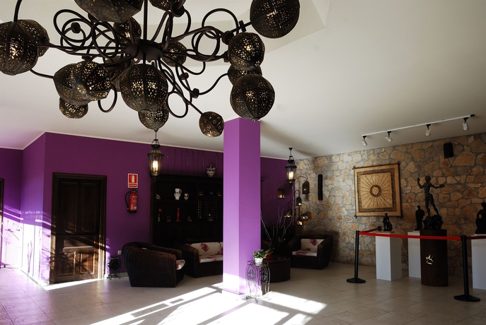 Imagen de los interiores del Hotel Acebos Arriondas. Foto 15