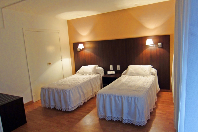 Imagen de la habitación del Hotel Acebos Azabache Gijón. Foto 9