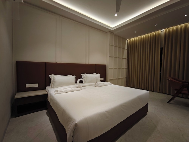 Imagen de la habitación del Hotel Aceotel Premier Srinivasa, Ujjain. Foto 3