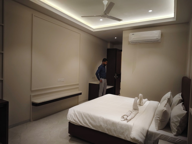 Imagen de la habitación del Hotel Aceotel Premier Srinivasa, Ujjain. Foto 14