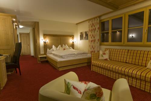 Imagen de la habitación del Hotel Acerina. Foto 13