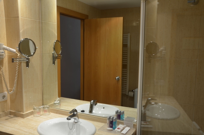 Imagen de la habitación del Hotel Acevi Val D'aran. Foto 15