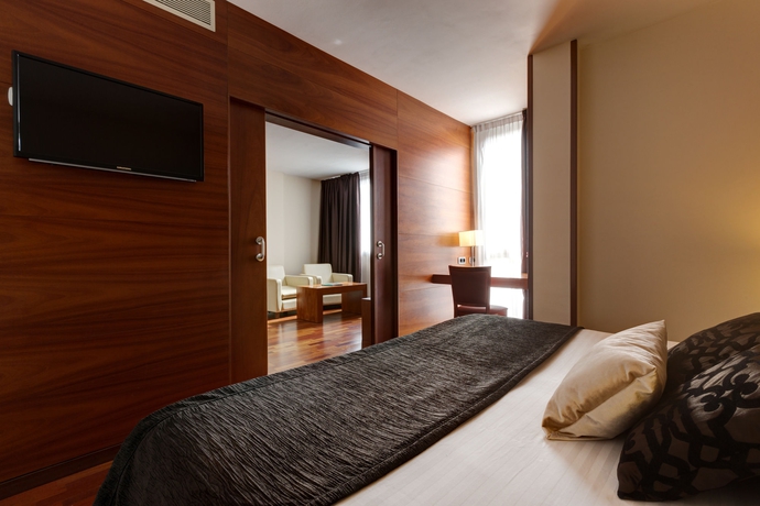 Imagen de la habitación del Hotel Acevi Villarroel. Foto 9