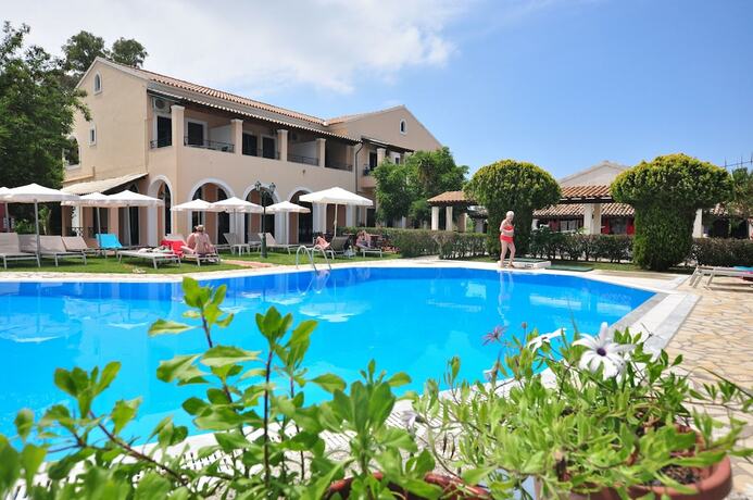 Imagen general del Hotel Acharavi Garden. Foto 1