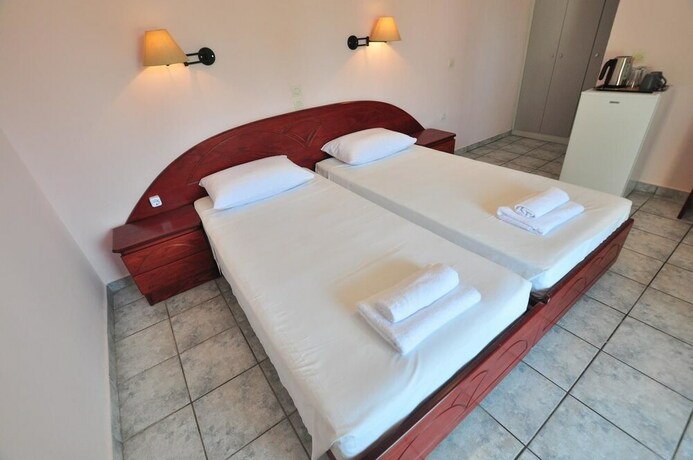 Imagen de la habitación del Hotel Acharavi Garden. Foto 20