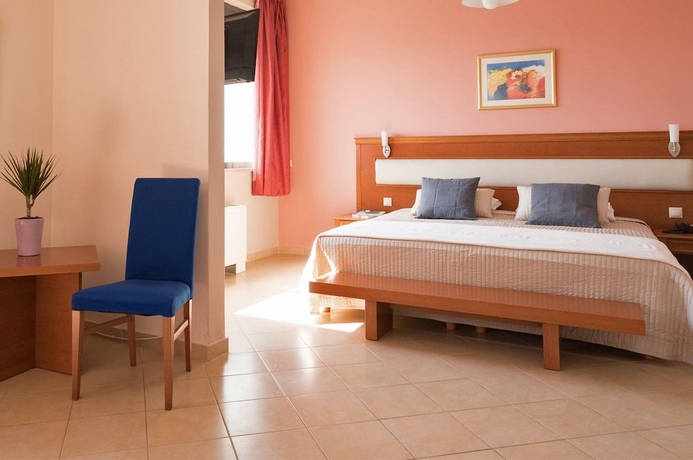 Imagen de la habitación del Hotel Acharnis Kavallari Suites. Foto 2