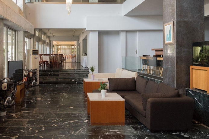 Imagen de los interiores del Hotel Acharnis Kavallari Suites. Foto 17