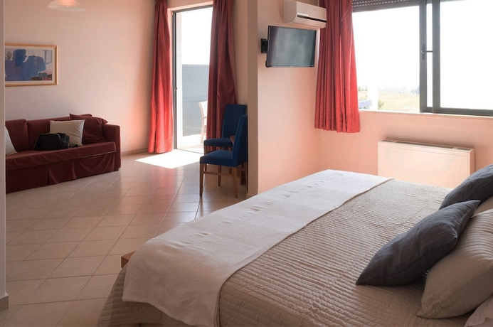 Imagen de la habitación del Hotel Acharnis Kavallari Suites. Foto 14