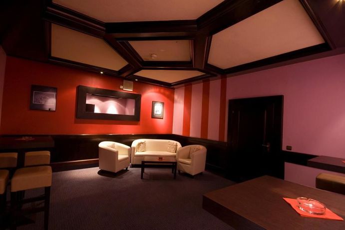 Imagen de los interiores del Hotel Achat Bad Dürkheim. Foto 10