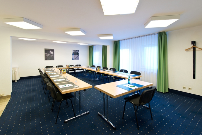 Imagen de los interiores del Hotel Achat Darmstadt Griesheim. Foto 13