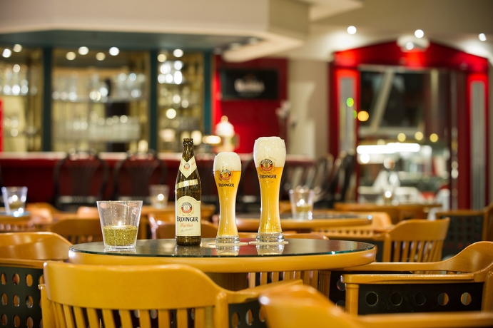 Imagen del bar/restaurante del Hotel Achat Kaiserhof Landshut. Foto 3