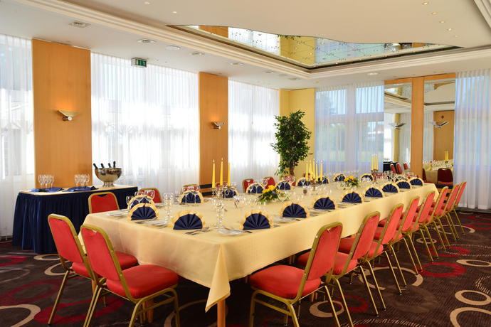 Imagen de los interiores del Hotel Achat Lüneburger Heide (ehemals Michel ). Foto 6