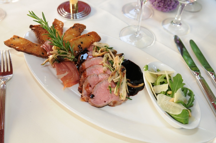 Imagen del bar/restaurante del Hotel Achat Reilingen Walldorf. Foto 6