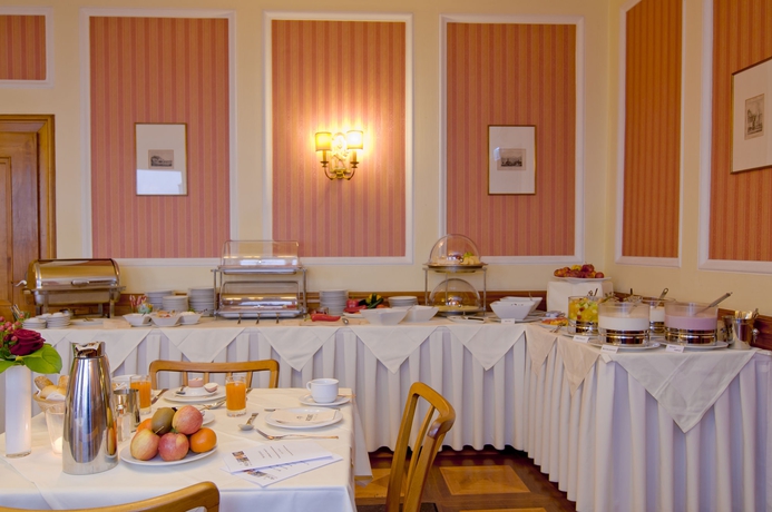 Imagen del bar/restaurante del Hotel Achat Salzburg Zum Hirschen. Foto 4