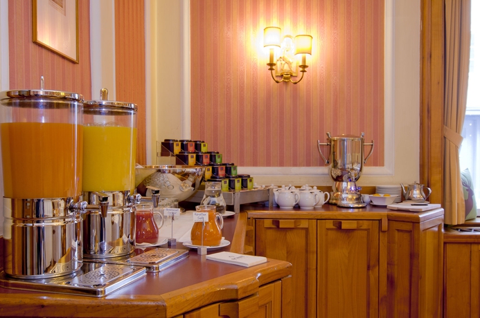 Imagen del bar/restaurante del Hotel Achat Salzburg Zum Hirschen. Foto 6