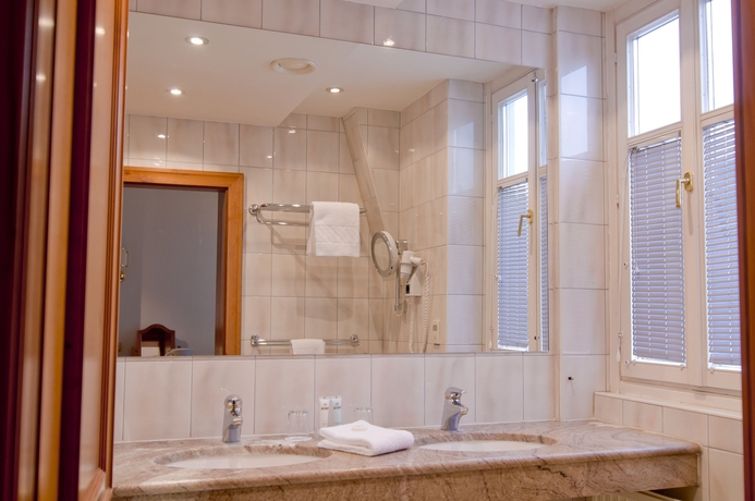 Imagen de la habitación del Hotel Achat Salzburg Zum Hirschen. Foto 12