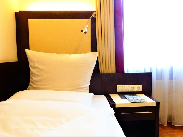 Imagen de la habitación del Hotel Achat Sternhotel Bonn. Foto 8