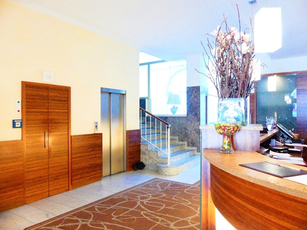 Imagen de los interiores del Hotel Achat Sternhotel Bonn. Foto 19