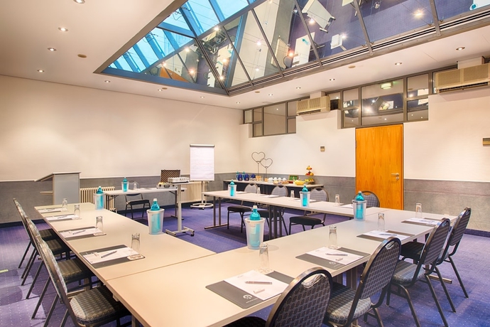 Imagen de los interiores del Hotel Achat Stuttgart Airport Messe. Foto 17