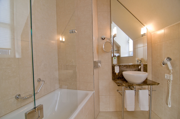 Imagen de la habitación del Hotel Achat Wiesbaden City. Foto 7