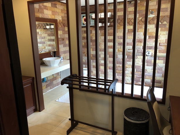 Imagen de la habitación del Hotel Achawalai Residence Village. Foto 2