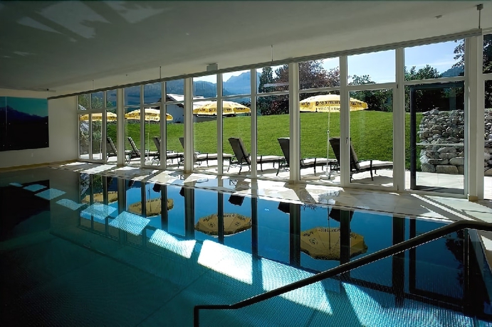 Imagen de la piscina del Hotel Achentalerhof. Foto 15