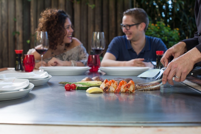 Imagen del bar/restaurante del Hotel Achesa Homes Zürich. Foto 7