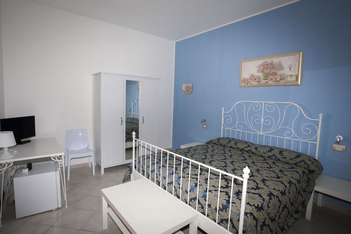 Imagen de la habitación del Hotel Achibea. Foto 6