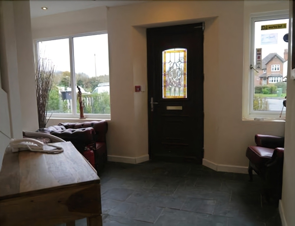Imagen de los interiores del Hotel Achill Guest House. Foto 16