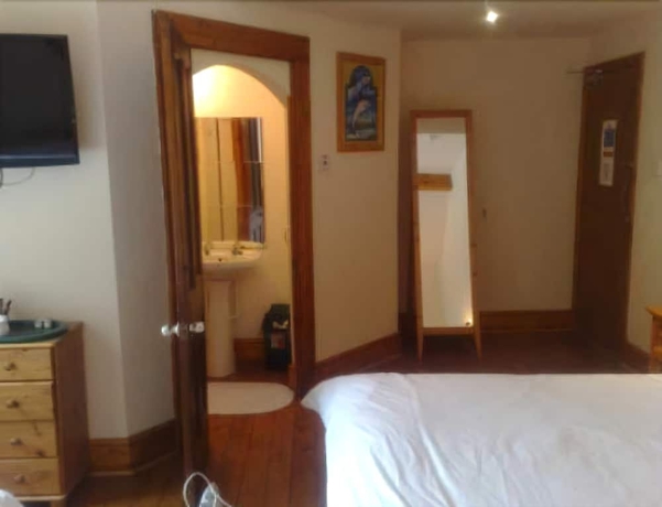 Imagen de la habitación del Hotel Achill Guest House. Foto 13
