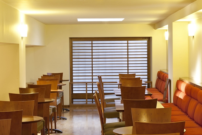 Imagen del bar/restaurante del Hotel Achilleas, Atenas. Foto 2