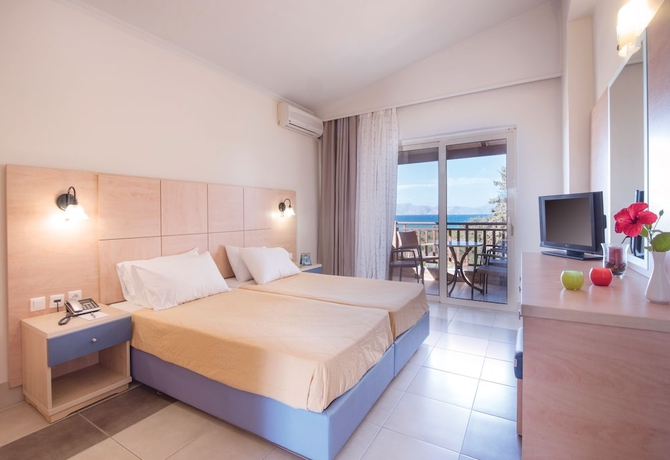 Imagen de la habitación del Hotel Achilleas Beach. Foto 4
